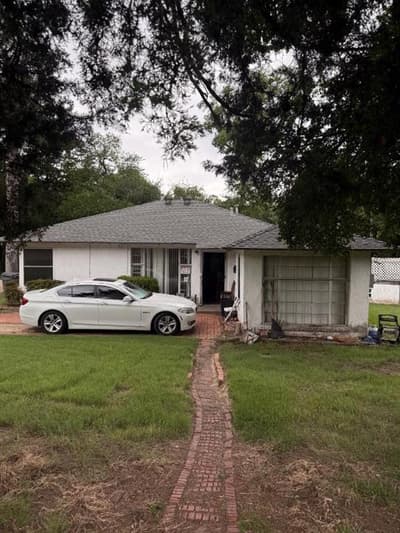 1531 E Lakeview Drive, Dallas TX 75216