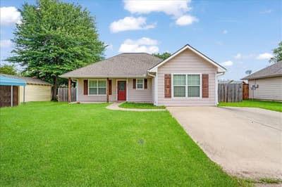 207 Chaffin Street, Bonham TX 75418