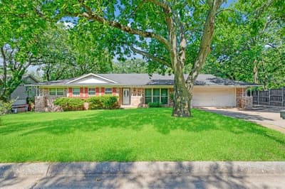 1021 S Fairbanks Avenue, Denison TX 75020