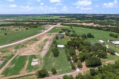 1447 Campbell Road, Waxahachie TX 75167