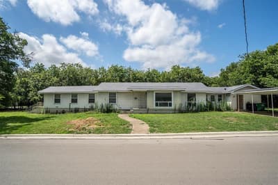 1819 Panhandle Street, Denton TX 76201