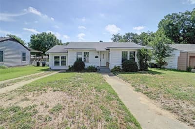 4709 Marks Place, Fort Worth TX 76116