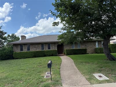 215 Roma Drive, Duncanville TX 75116