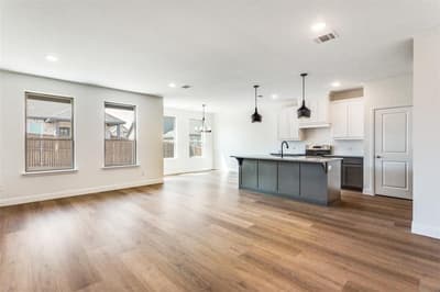 514 Hillcrest Circle, Justin TX 76247 - Photo 5