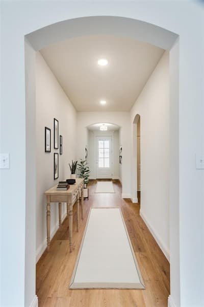 514 Hillcrest Circle, Justin TX 76247 - Photo 4