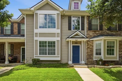 2202 Sandshell Street, Bedford TX 76021