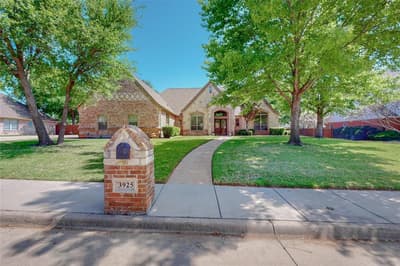 3925 Westway Terrace, Fort Worth TX 76179