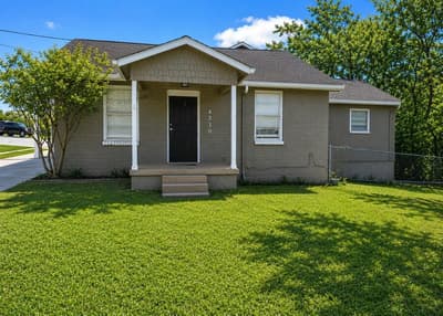 4530 White Oak Lane, Fort Worth TX 76114