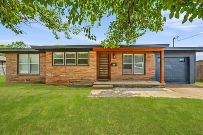 613 Crestview Drive, Granbury TX 76048