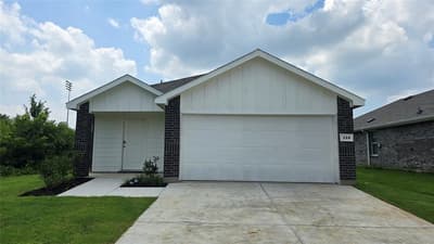 328 TRAIL Court, Keene TX 76059