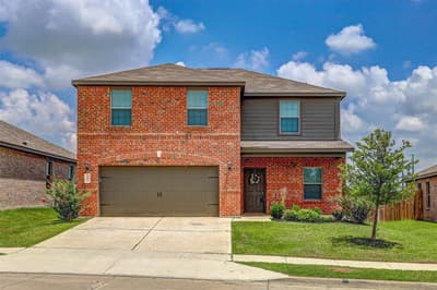 203 Drifter Drive, Newark TX 76071