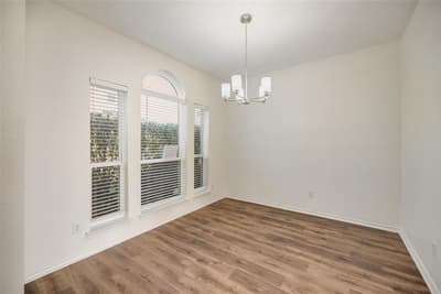 821 S Parks Drive, DeSoto TX 75115 - Photo 5