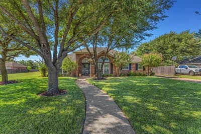 812 Country Lane Drive, Waco TX 76657 - Photo 3