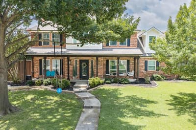 709 Bent Tree Court, Hurst TX 76054