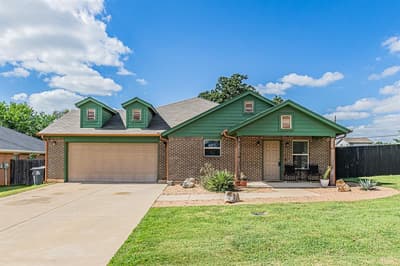 4362 Green Acres Circle, Arlington TX 76017