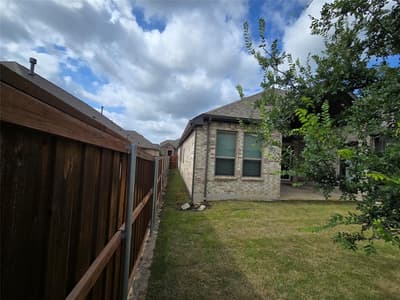 1917 Cotton Creek Pass, McKinney TX 75071 - Photo 5