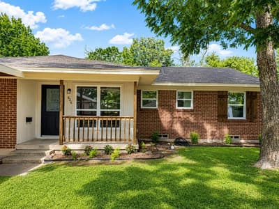826 Harbor Drive, Lewisville TX 75057