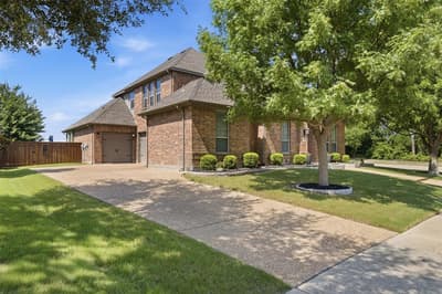 5700 Waterford Lane, McKinney TX 75071 - Photo 4