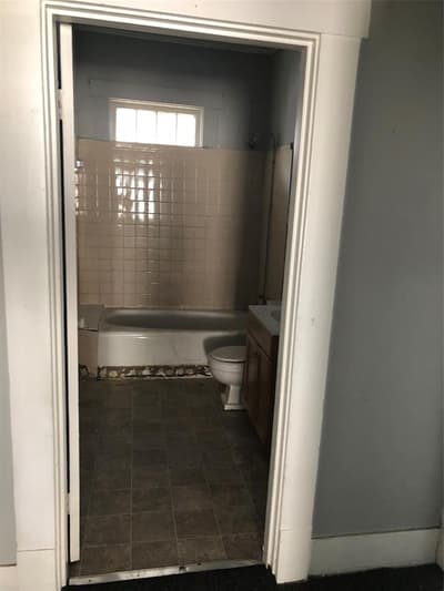 2424 Highland Avenue, Shreveport LA 71104 - Photo 3