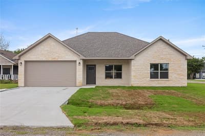 209 W Bonham Street, Tom Bean TX 75489 - Photo 3