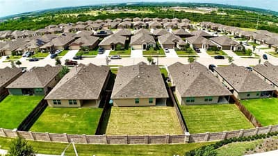 3713 Ridgeway Lane, Denton TX 76226 - Photo 5