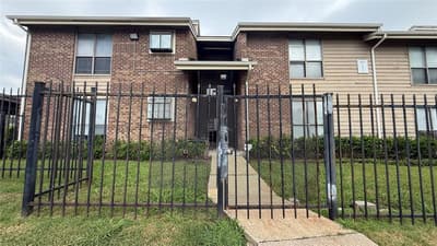 5750 Phoenix Drive # 4, Dallas TX 75231