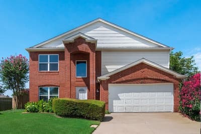 204 Edmundson Court, Arlington TX 76002