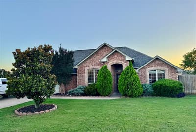 2942 Meandering Way, Granbury TX 76049