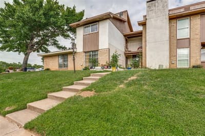 1402 S Carrier Parkway # 202, Grand Prairie TX 75051