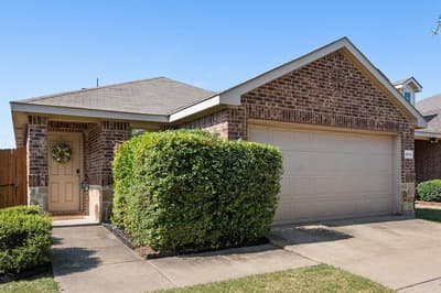 2012 Victorian Drive, Heartland TX 75126