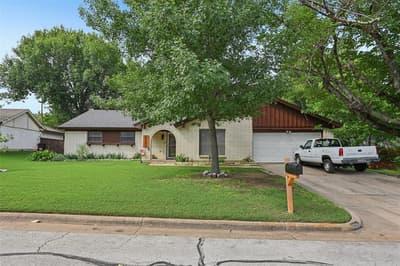 6204 Circleview Drive, Haltom City TX 76180