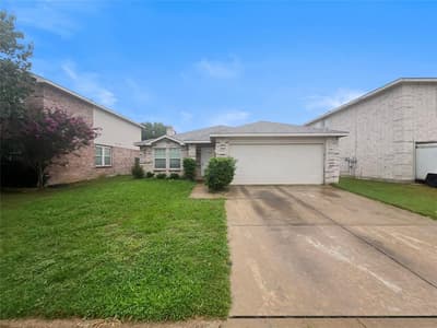 3832 Foxhound Lane, Fort Worth TX 76123