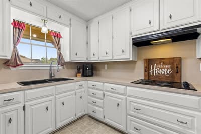 505 Pinewood Lane, Hewitt TX 76643 - Photo 5