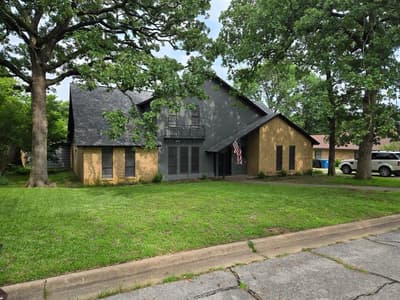 606 Queens Road, Denison TX 75020