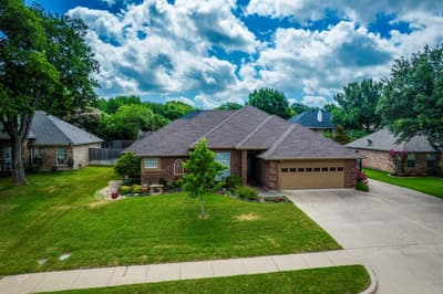 1624 Ross Drive, Midlothian TX 76065
