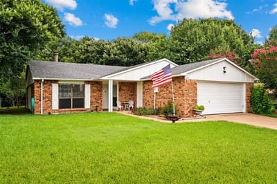 643 Randa Lane, DeSoto TX 75115