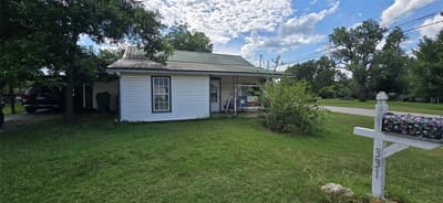 331 N 5th Street, Jacksboro TX 76458