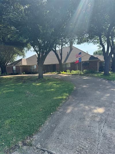 202 Suntide Drive, Sunnyvale TX 75182