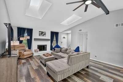2806 Holy Cross Lane, Garland TX 75044