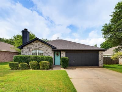 600 Stirling Road, Rhome TX 76078