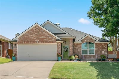 2608 Hilcroft Avenue, Denton TX 76210