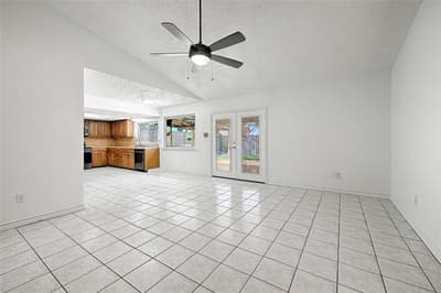 2511 Via Avenida, Carrollton TX 75006 - Photo 3
