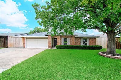 2511 Via Avenida, Carrollton TX 75006