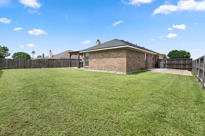 1306 Beacon Hill Drive, Midlothian TX 76065 - Photo 2