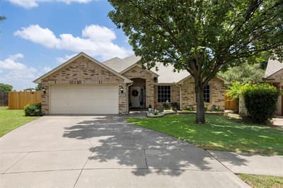 804 Tyler Court, Burleson TX 76028 - Photo 3