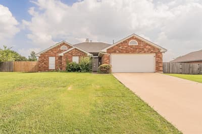 425 Madison Place, Ponder TX 76259