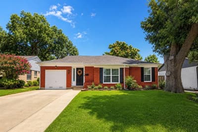 1818 N Plymouth Drive N, Irving TX 75061