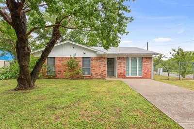 901 Church Avenue, Waco TX 76706 - Photo 2