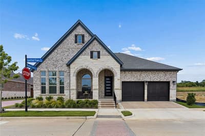 2073 Spotted Fawn Drive, Arlington TX 76005
