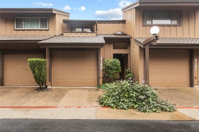 3195 Golden Oak Court, Farmers Branch TX 75234